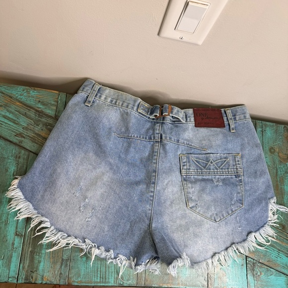 One Teaspoon Le Wolves Denim Shorts Blue Bone Frayed Hem Distressed Size 29 - Picture 8 of 15